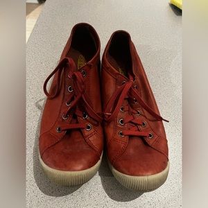 Red Keen woman shoes